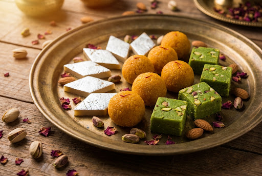 Sugar-Free Dates and Nut Bites: Omani dates with roasted almonds, cashews and pistachios